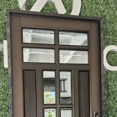 Puerta Principal de Seguridad en Aluminio Entamborado